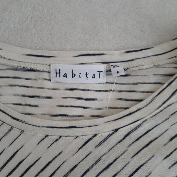 Habitat NWT Women's Size Small Cream Black Stripe 100% Cotton 3/4 Sleeves Top - Picture 5 of 12